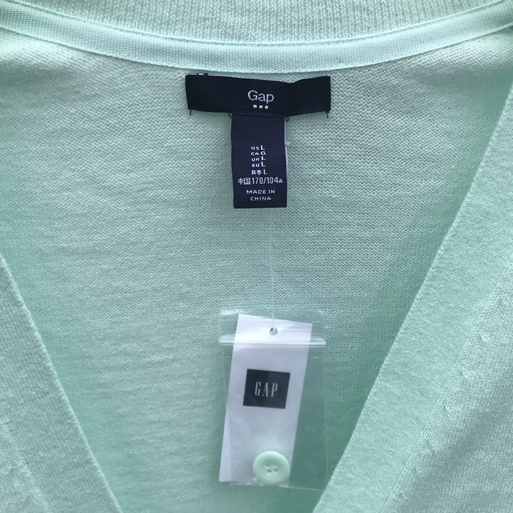 GAP NWT V Neck Cardigan Sweater 5 Button Green Cardigan Size L Cotton - Picture 2 of 7